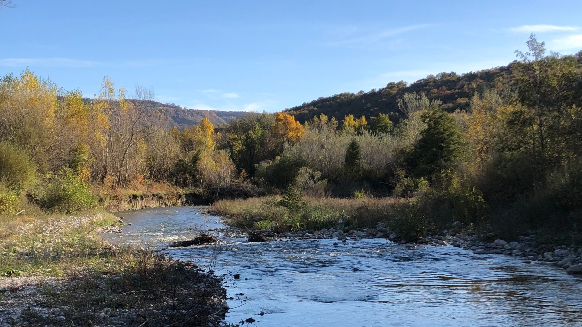 baignade en rivière lors de séjours de répit et de reconstruction au Quinson