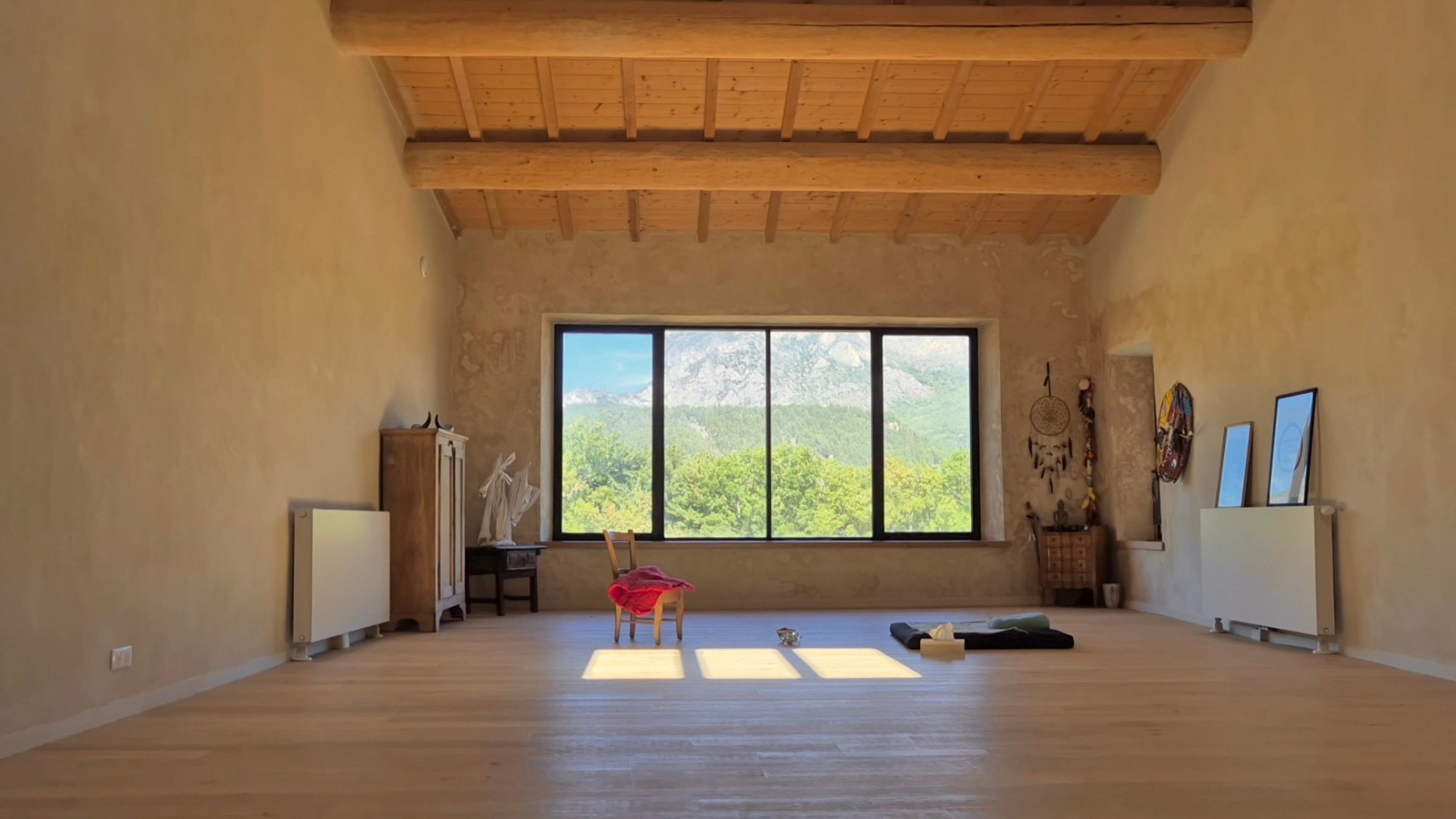 Salle de pratique lors de séjours de répit et de reconstruction en Drôme